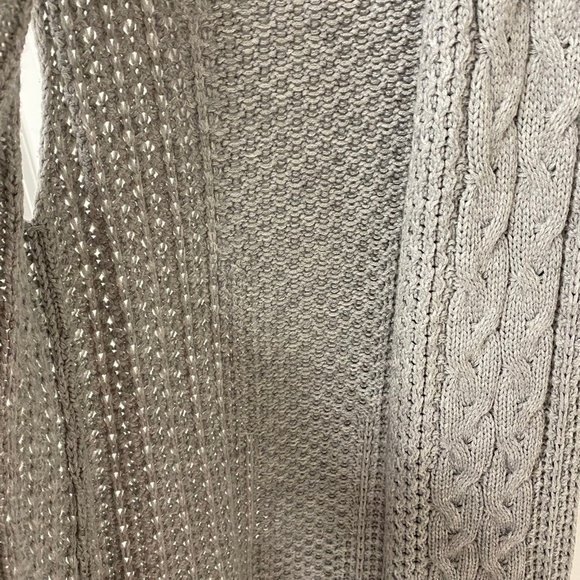 Kate & Mallory Sleeveless Open Front Cable Knit Cardigan/Vest. Gray. Medium - Picture 3 of 12